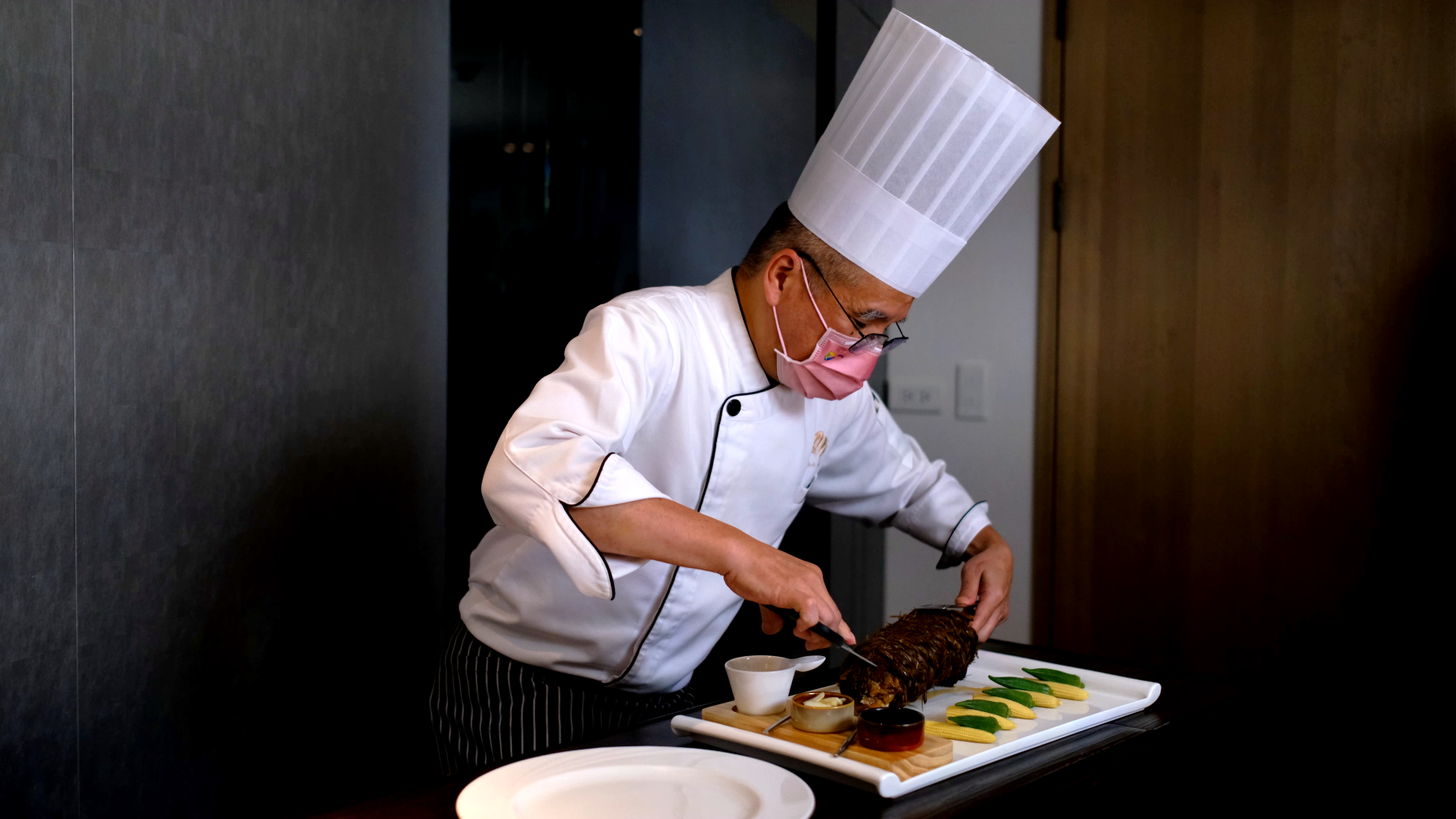 行政總主廚李昭明有超過30年入廚經驗