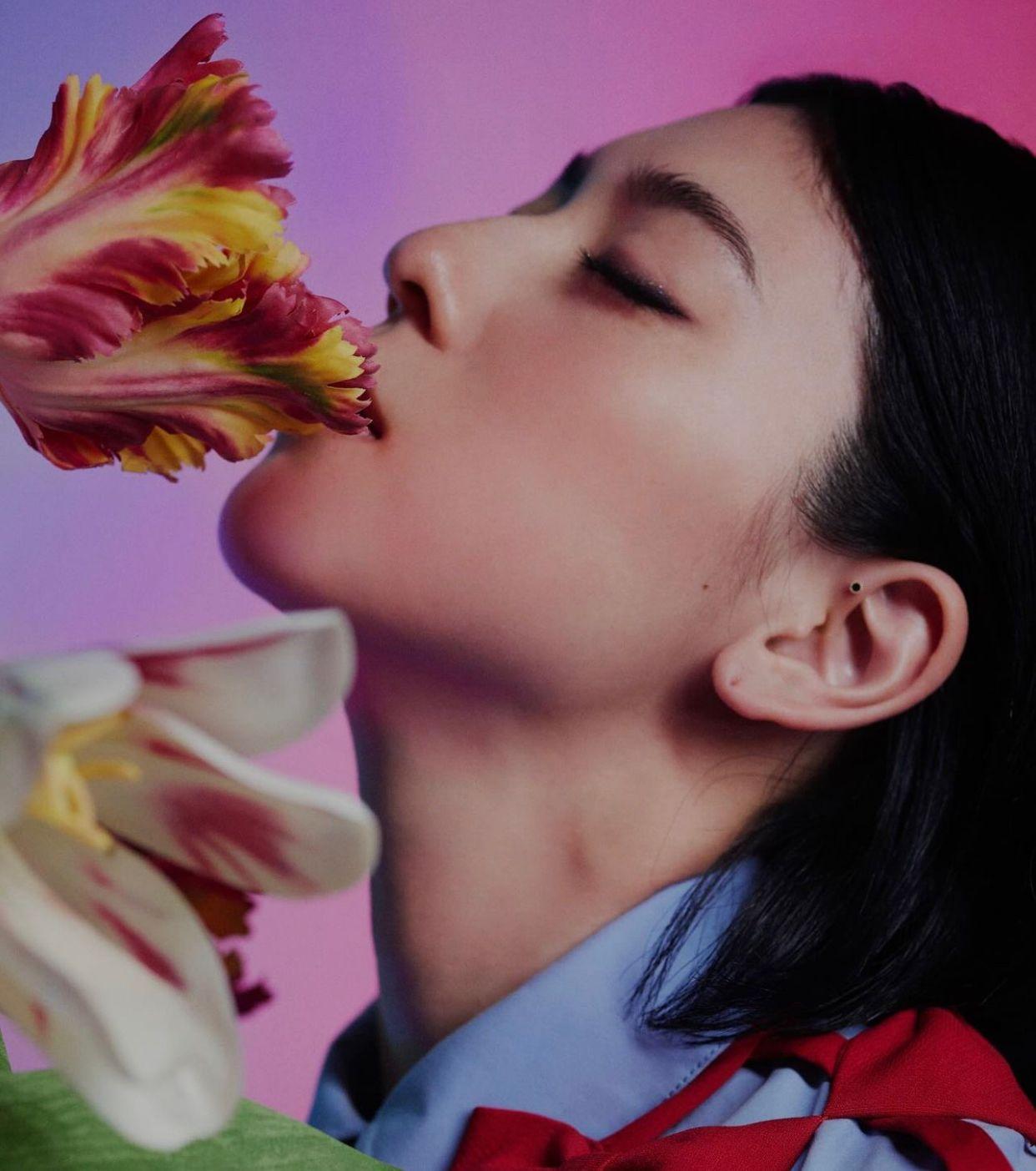 三吉彩花為蜷川實花拍攝M girl主題寫真。