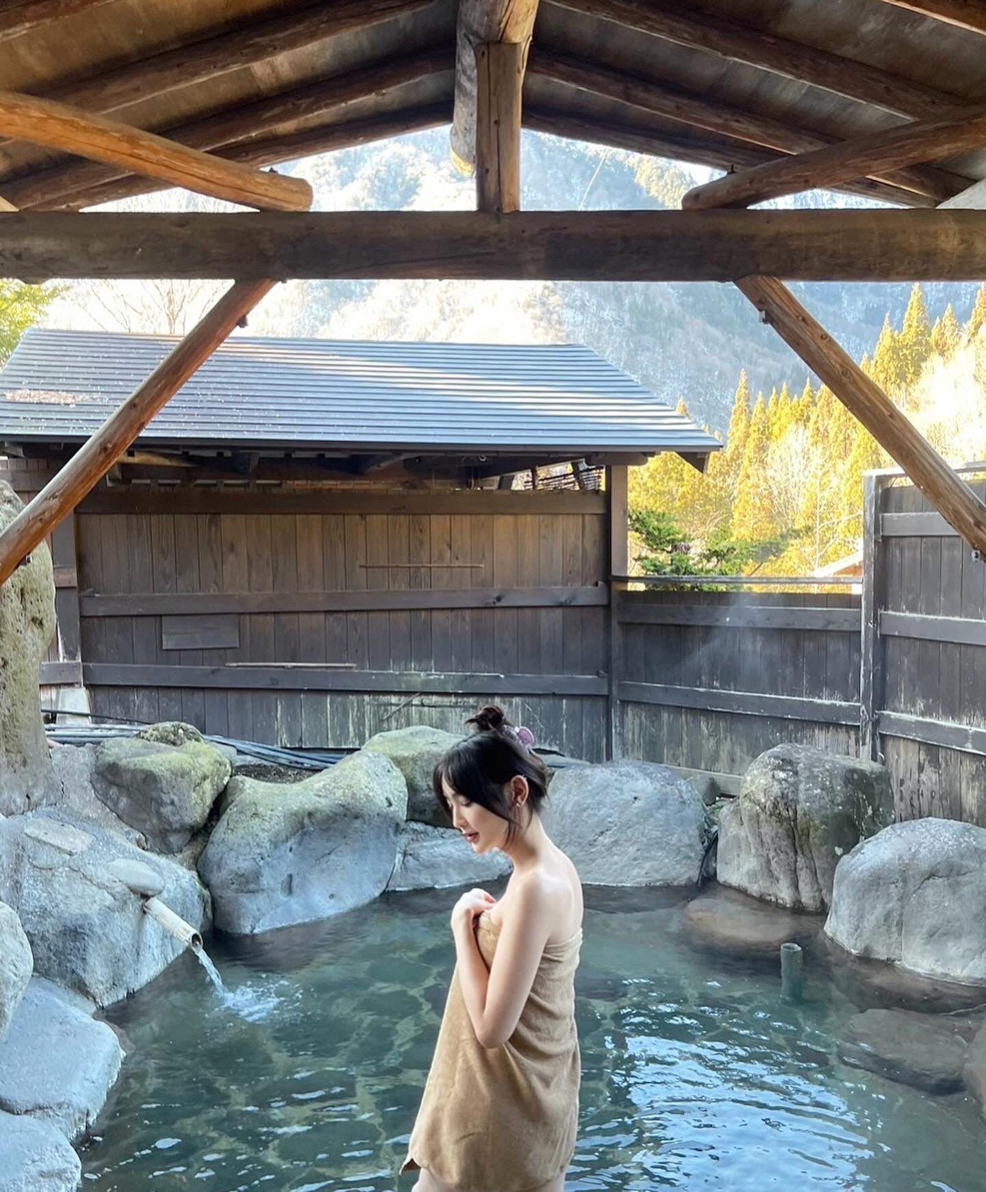 佐藤佳代獲網民大讚看不出原本是男兒身。