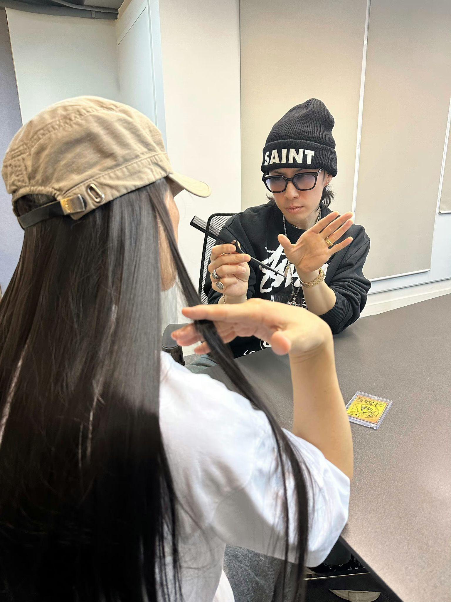 周星馳挑戰負離子長髮。