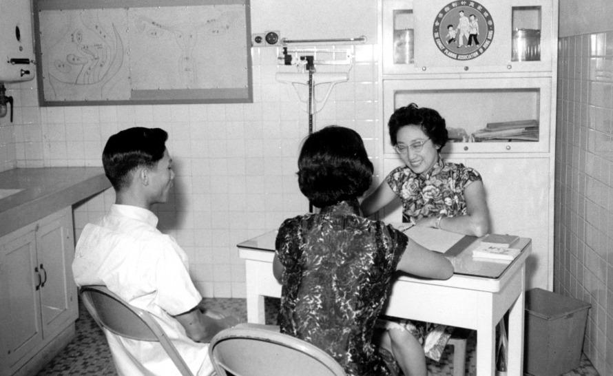 家計會前身是1936年成立的香港優生學會,1950年改組後正式命名為香港家庭計劃指導會。1950年代,開設生育指導所。(圖片來源:家計會網站)