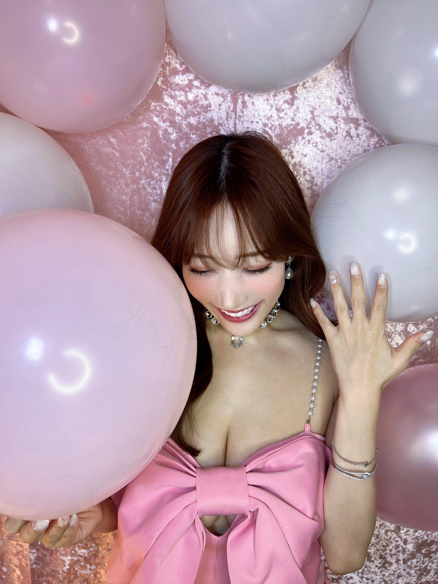 小宵虎南上載性感照慶祝X粉絲破50萬大關。