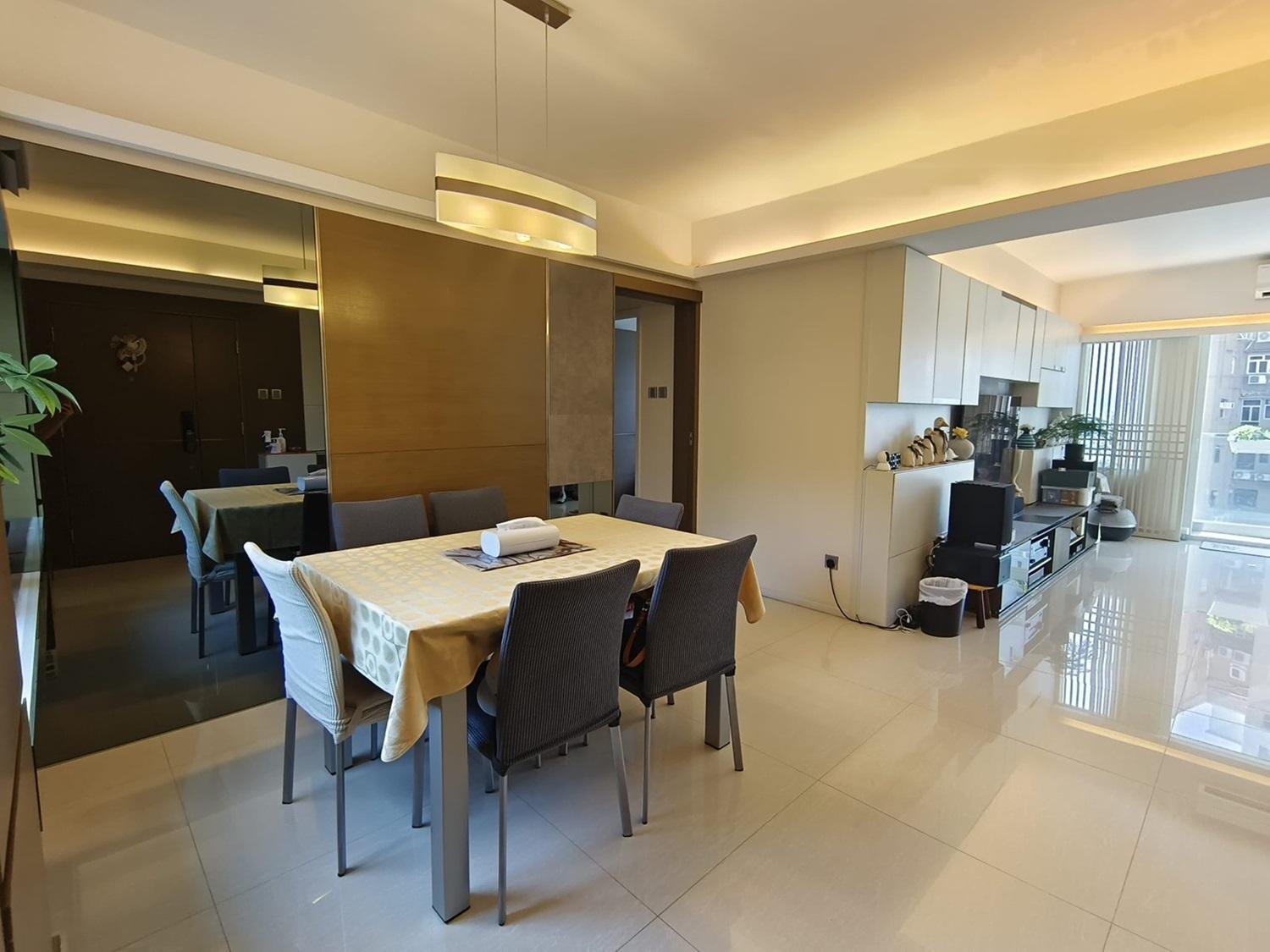 偌大的客飯廳,間隔分明。