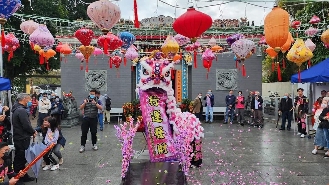 為凝聚社區共融, 向市民提供新春好去處,舉辦了元朗新田元宵廟會。