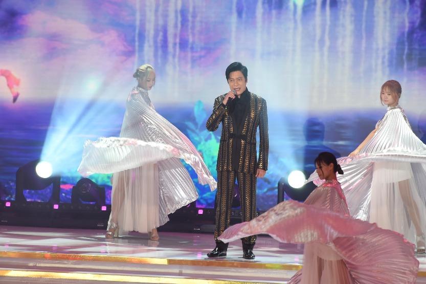 羅嘉良2003年轉往內地發展演藝事業。(圖片來源:視覺中國)