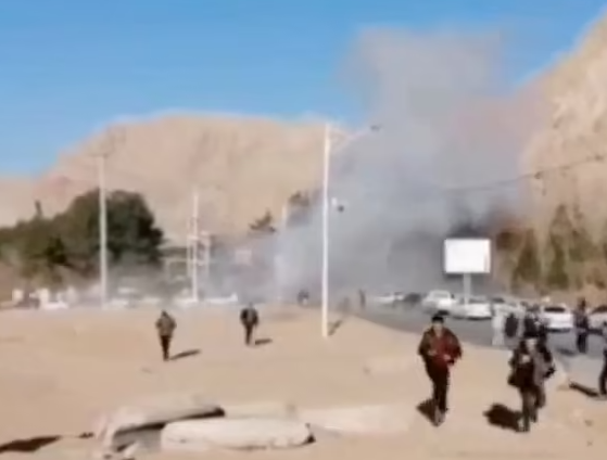 伊朗東南部城市克爾曼周三(3日)發生連環爆炸,事發時當地正舉行活動,悼念4年前在伊拉克被美軍擊殺的革命衛隊指揮官蘇萊曼尼