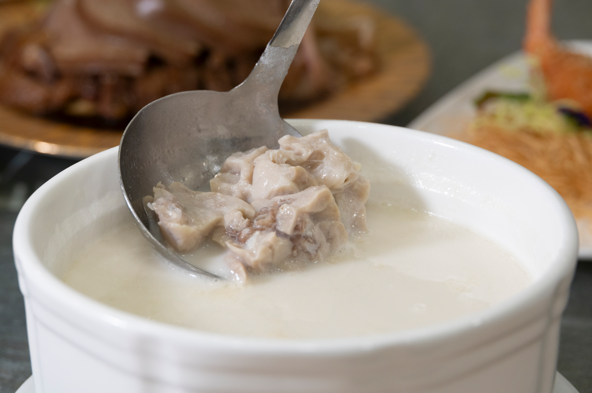 杏汁豬肺湯味道清香濃郁不糊口,最適合冬天滋潤一下。(攝:蘇文傑)