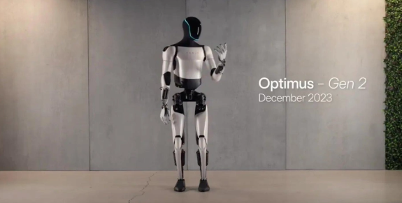 Tesla上月發布第2代人形機械人,根據介紹,步行速度較上一代提升30%