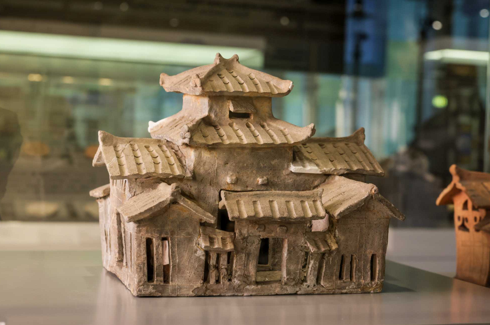 「同一屋簷下:嶺南傳統建築源流與藝術」展覽於香港文物探知館至出,展期至今年6月2日,免費入場。