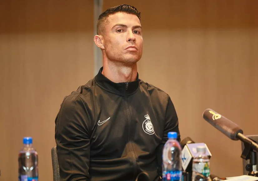 沙特阿拉伯聯賽球隊艾納斯原定本周在深圳友賽上海申花及浙江隊,惟頭號球星C朗拿度因小腿肌肉受傷無法上陣,故賽會宣布兩仗表演賽皆延期,並為球迷退票