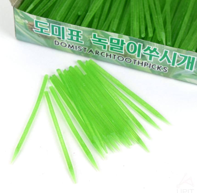 南韓「環保牙籤」主要材料以粟米或馬鈴薯澱粉製成,並含有微量的色素與山梨糖醇等成分,原則上都是可食用材料,作為普通竹製牙籤替代品。該款牙籤常用於當地餐廳,被認為環保及可作生物降解的衛生用品,包裝上明確說明不能食用。