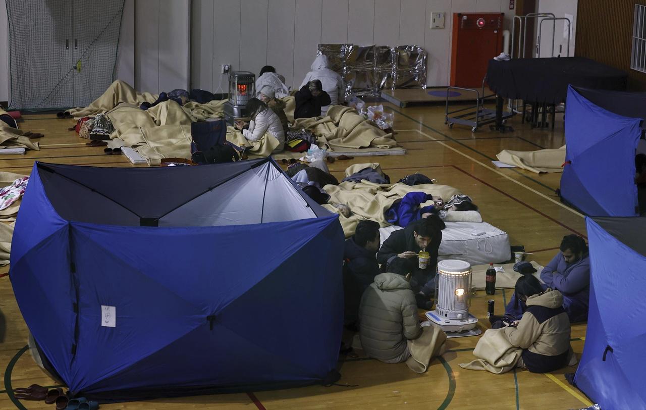 9個縣共有超過9.7萬人收到避難指示。(AP)