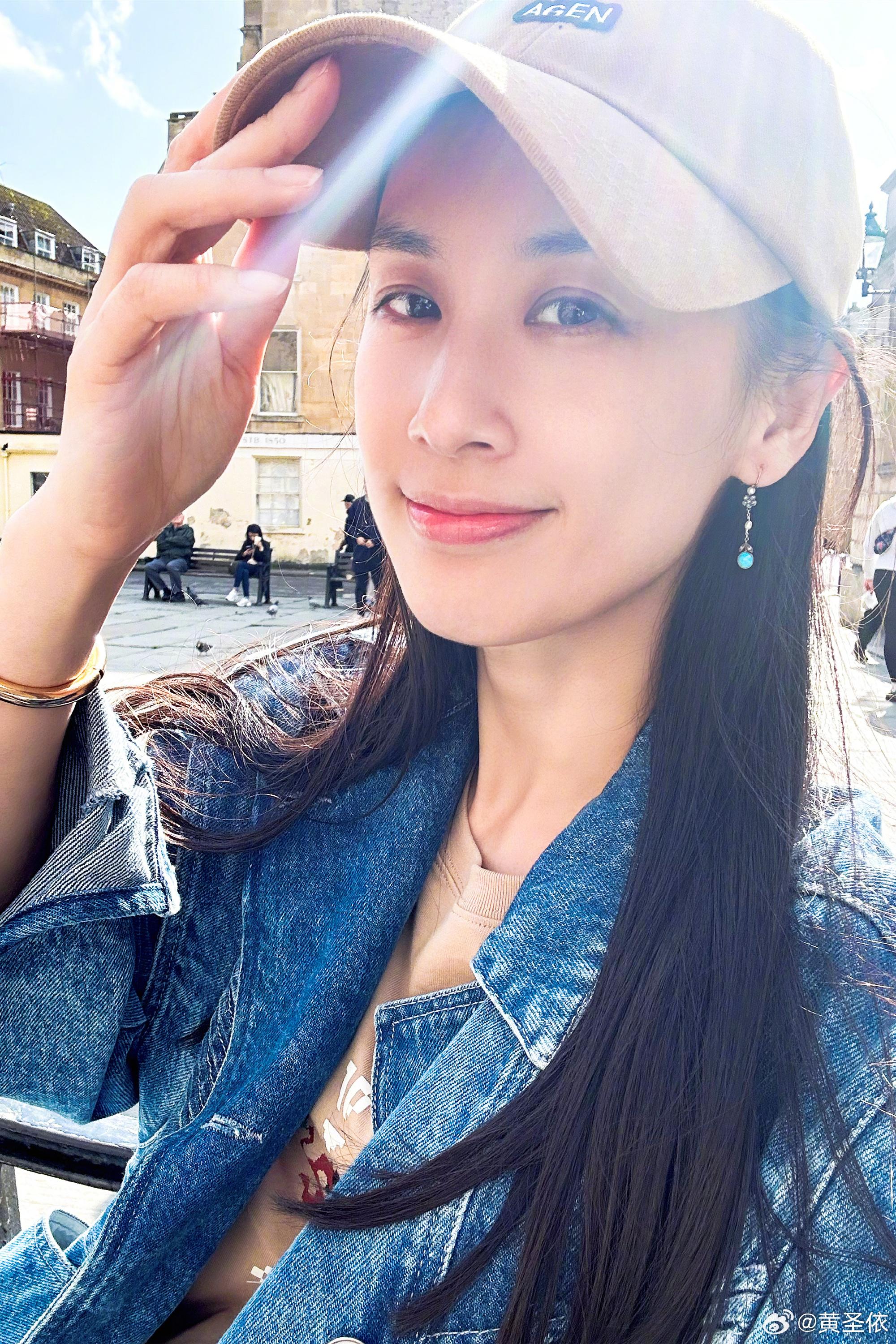 「功夫啞巴女」黃聖依被指外表像劉亦菲。(黃聖依微博)