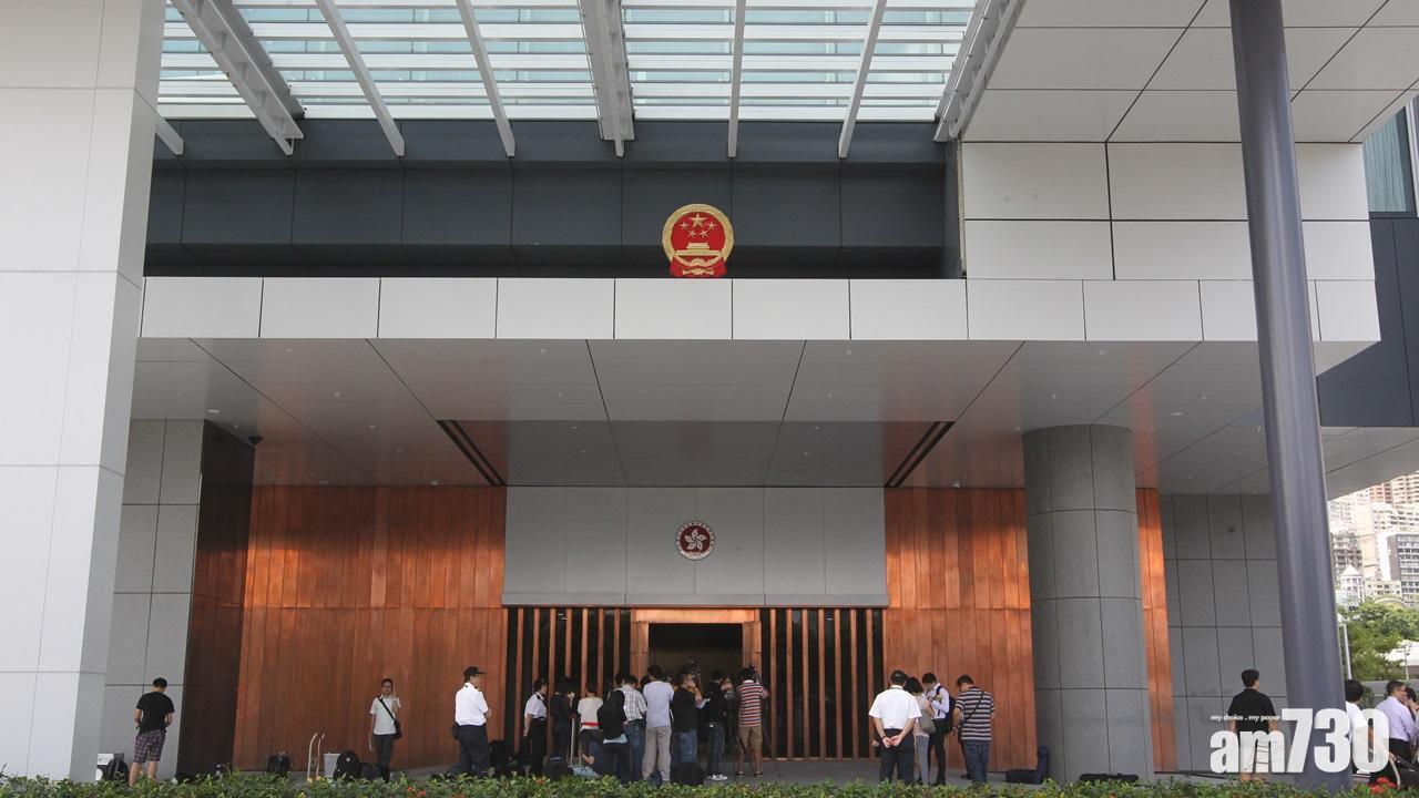 政府發言人今日(9日)告誡市民,切勿相信網上一段以人工智能偽造的影片,假冒行政長官李家超向市民推介一項高回報的投資計劃。