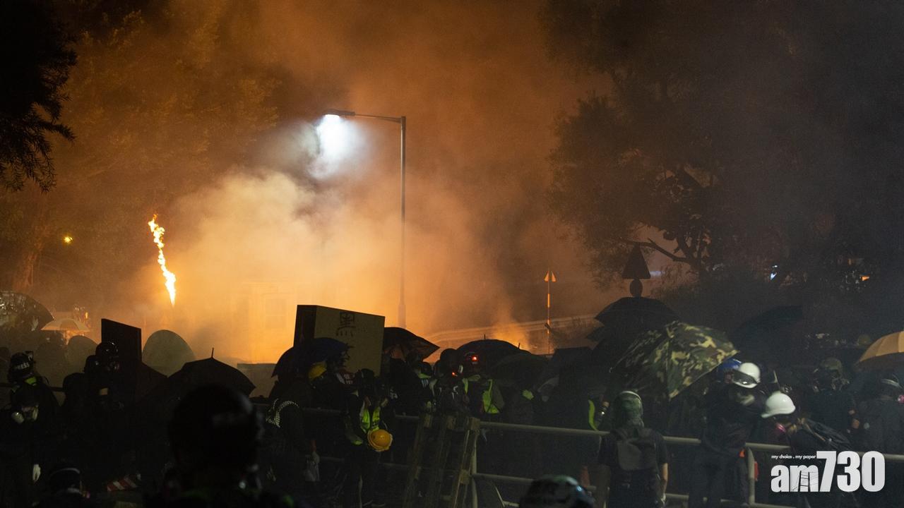 反修例期間,中大二號橋曾發生激烈的警民衝突。(資料圖片)