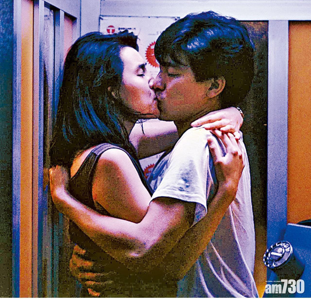 劉德華在旺角卡門中,於梅窩碼頭電話亭與張曼玉激吻