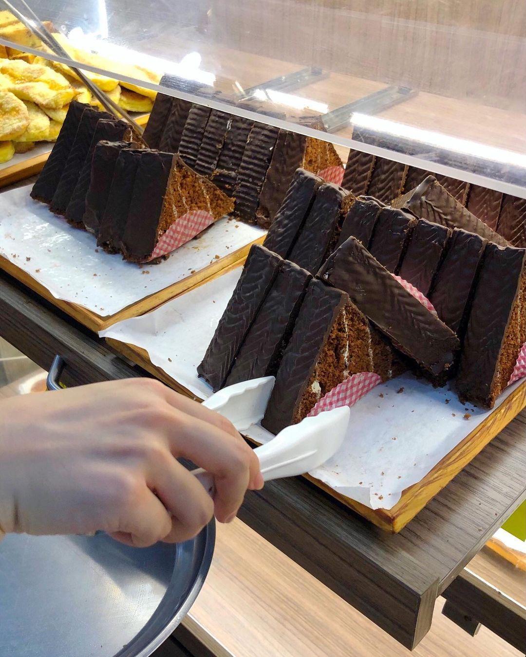 朱古力三角蛋糕。網絡來源:instagram:Foodie_bigeyesmui