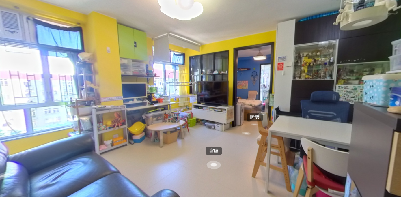 單位位處極高層,採光度極高,裝修亦企理。(代理提供)