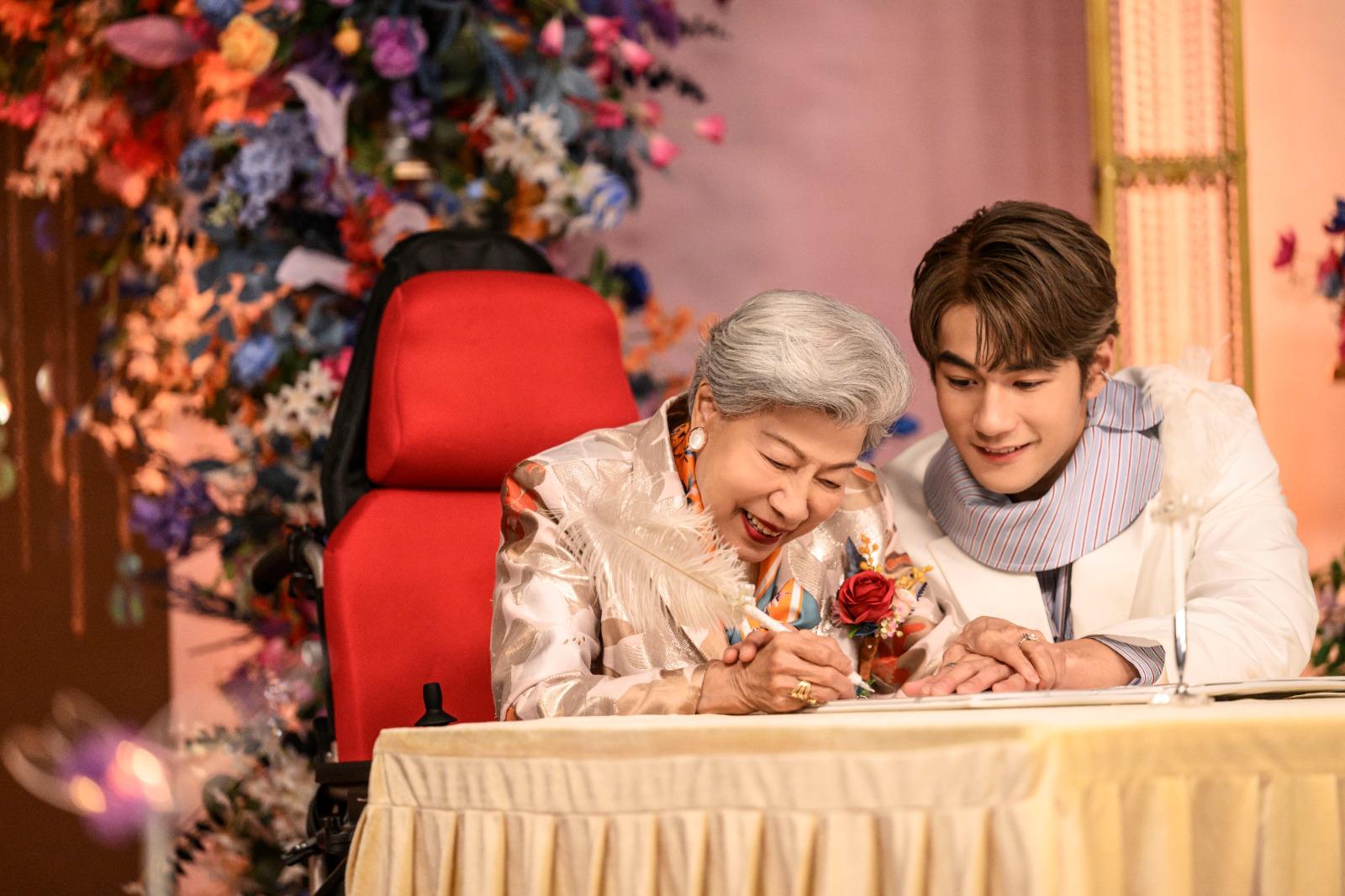 羅蘭姐在片中都是Jeffrey粉絲「Marker」。