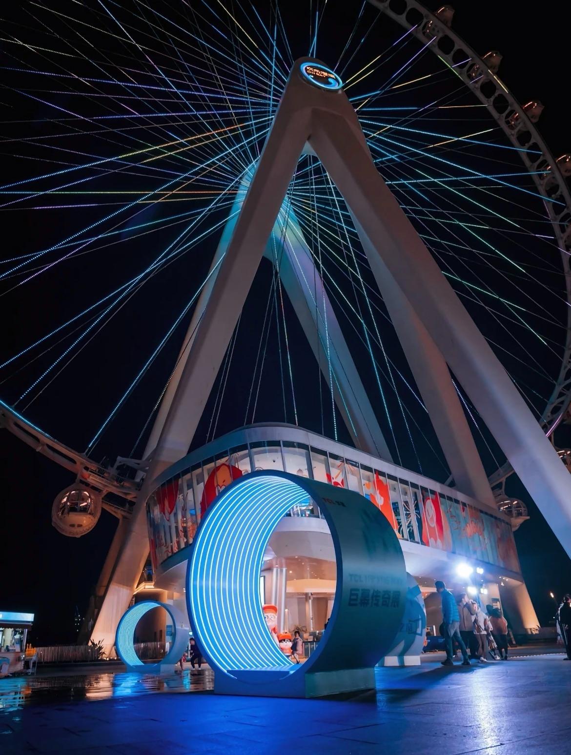 歡樂海岸的夜元素,為光影藝術提供了不少天馬行空的思考空間。(網上圖片)