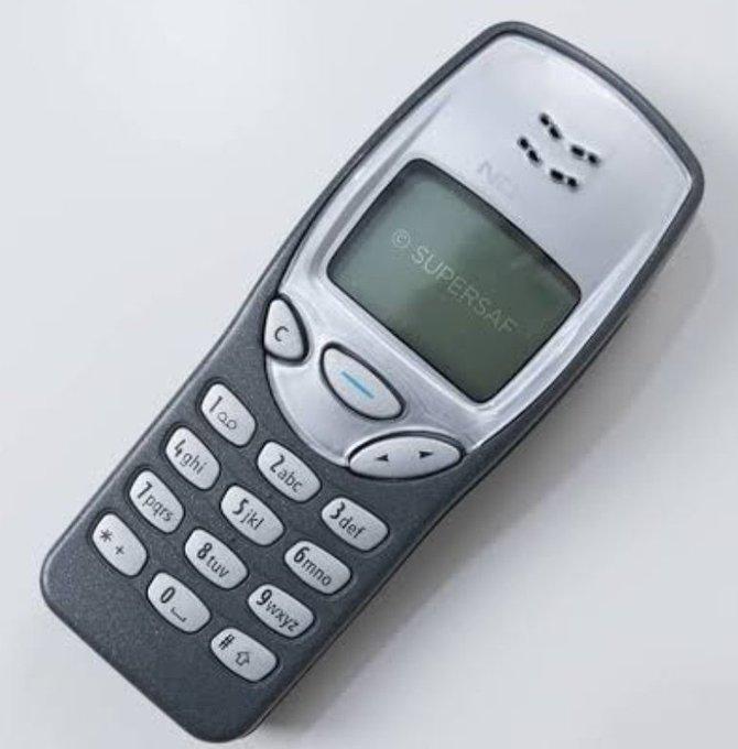 最暢銷手機,Nokia 3210列第7名。(網上圖片)