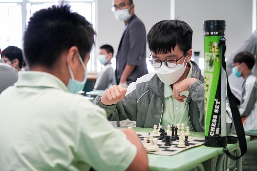 學校推出特色課程,希望學生涉獵其他學科及興趣,讓他們愛上學習。