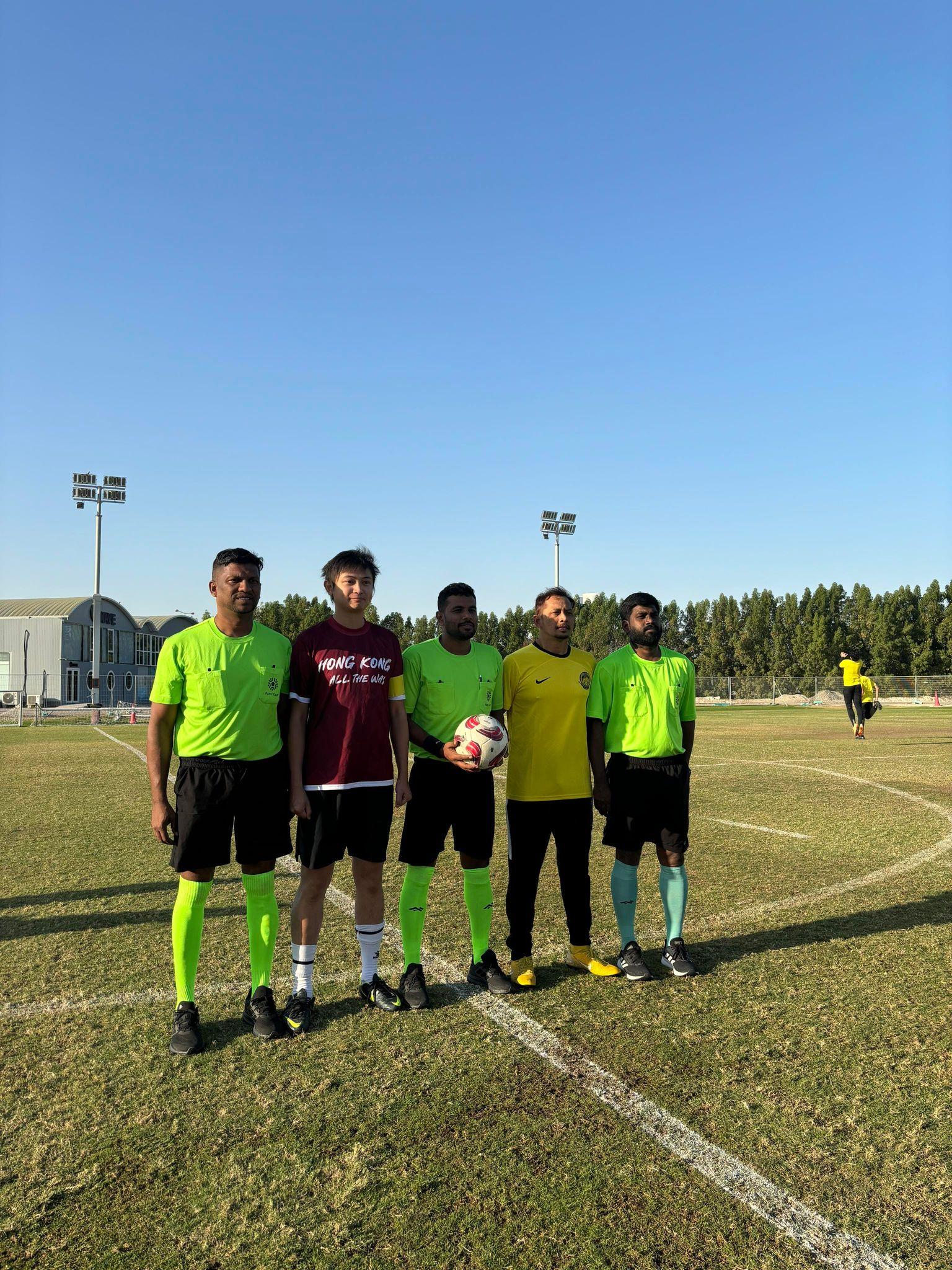 恆仔作為香港球迷的隊長。(球迷Edmund圖片)