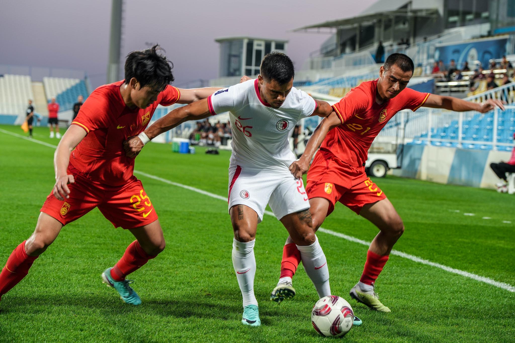 香港隊在阿聯酋閉門友賽擊敗國足。(香港足總圖片)