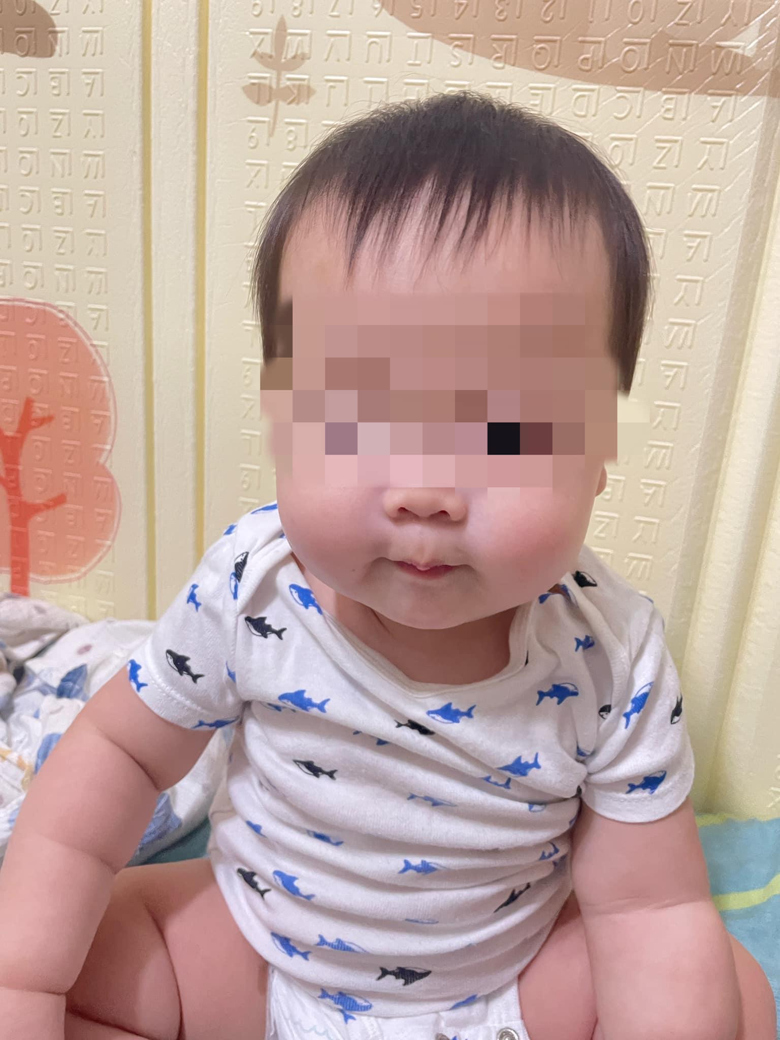 台灣華視主播林彥汝昨日(24日)在社交平台轉發友人文章,表示對方姊姊的孩子疑因托兒中心的疏忽,戴口罩時窒息逝世,經查發現有可能是鼻水及眼淚沾濕口罩引致。