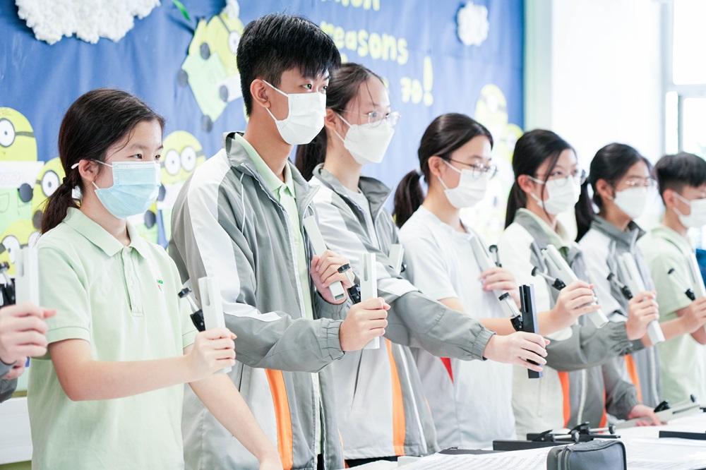 學校推出特色課程,希望學生涉獵其他學科及興趣,讓他們愛上學習。