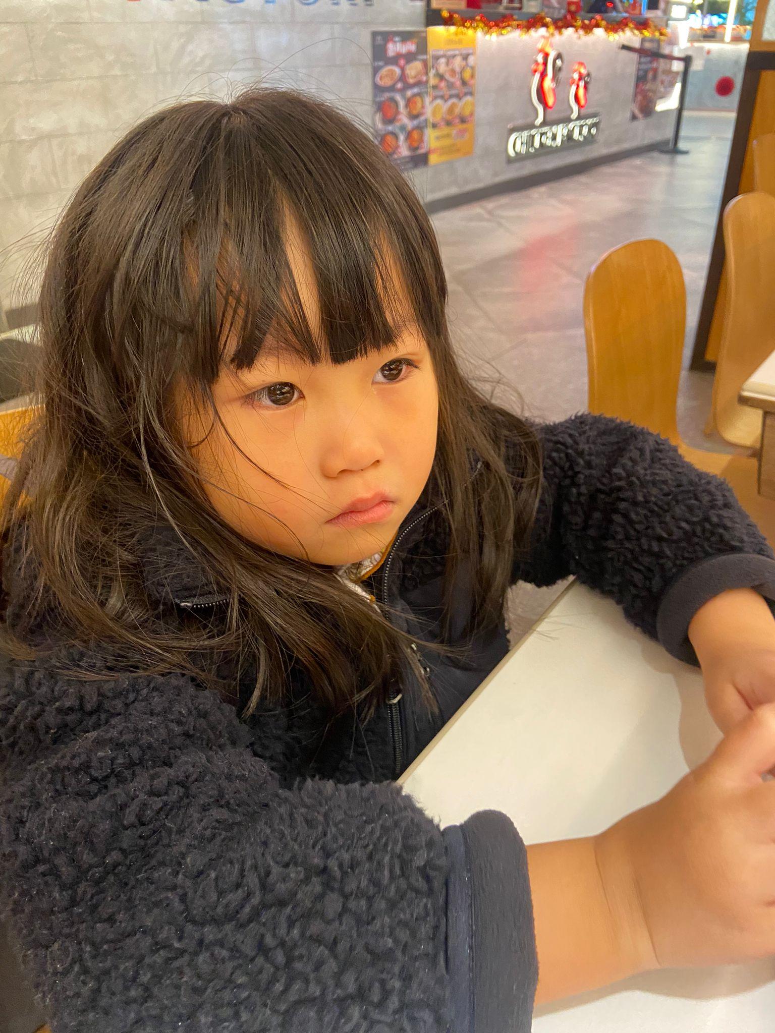 陶太4歲女兒受驚嚇,走火警後仍然神情呆滯。