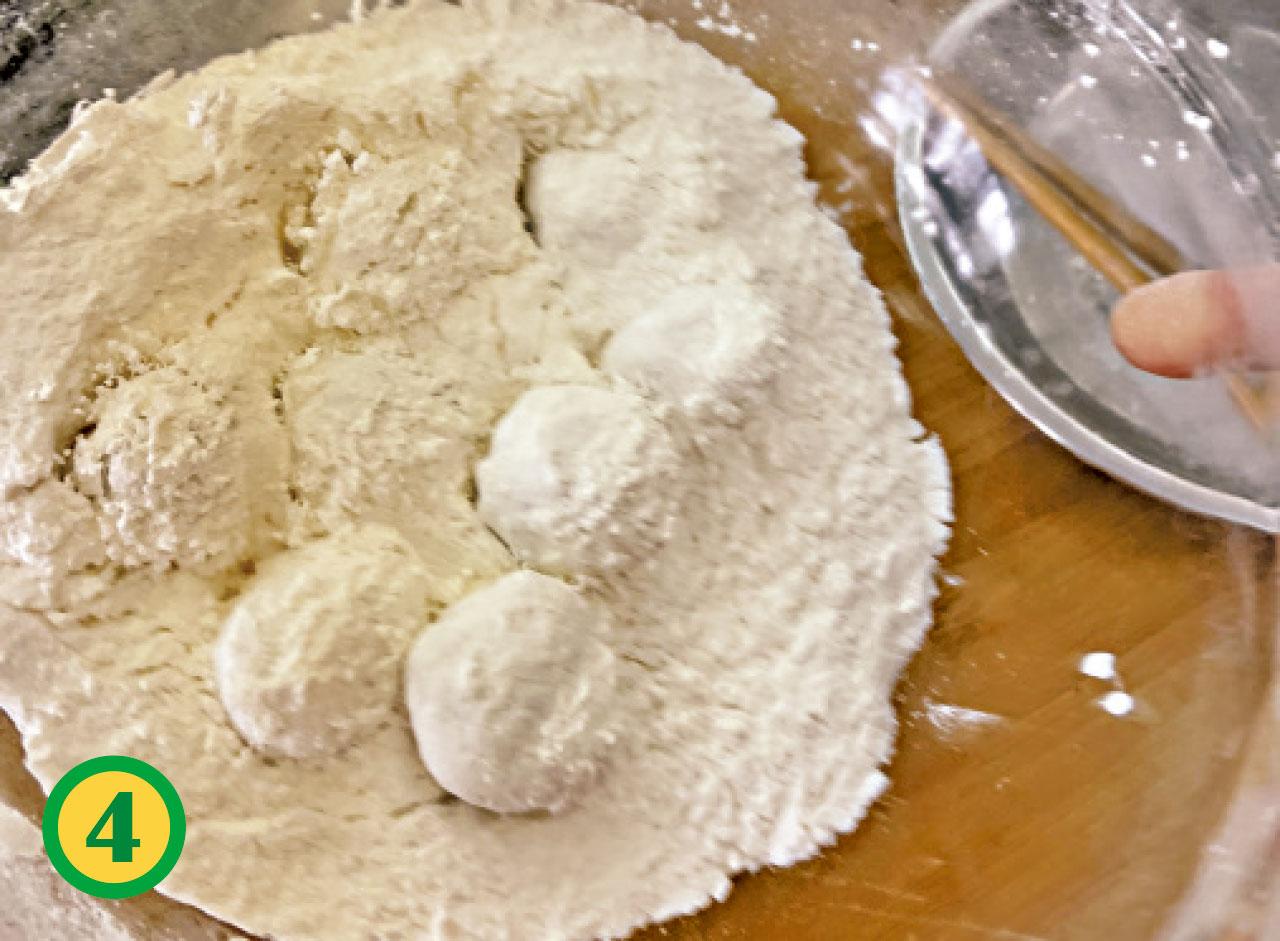 滾 湯圓 疊 元宵