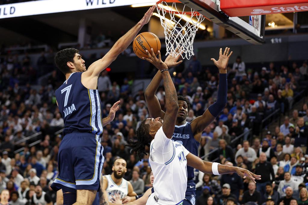 木狼118:103灰熊。(美聯社)