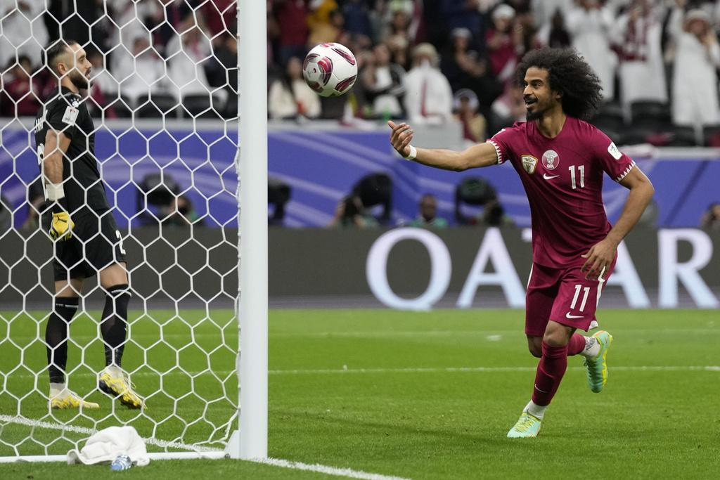 亞洲盃16強,卡塔爾連入兩球反勝巴勒斯坦,8強鬥烏茲別克或泰國。(美聯社)