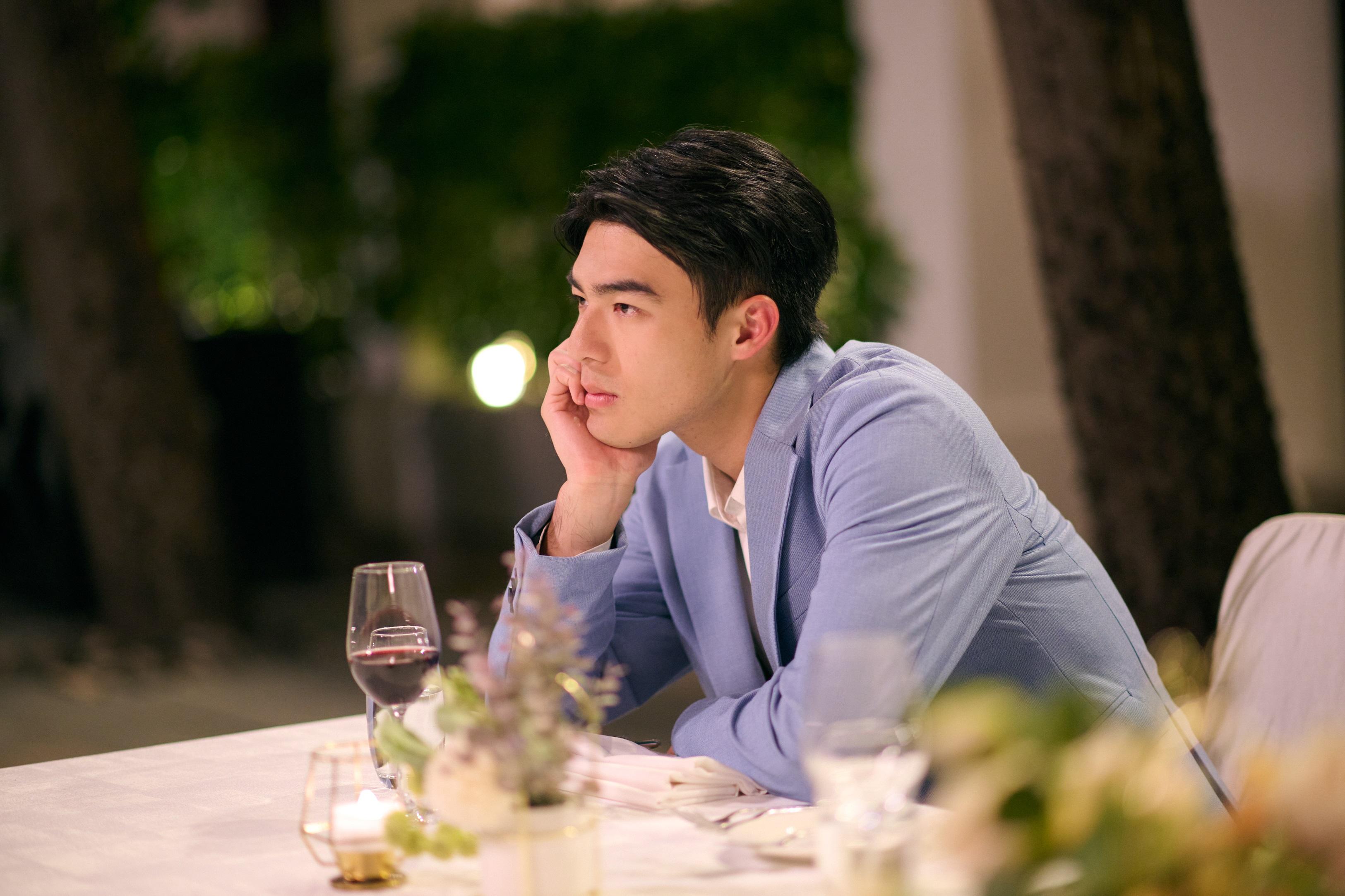 Mandy在《不是你不愛你》與陳昊森演情侶,大讚對方靚仔到令人討論。