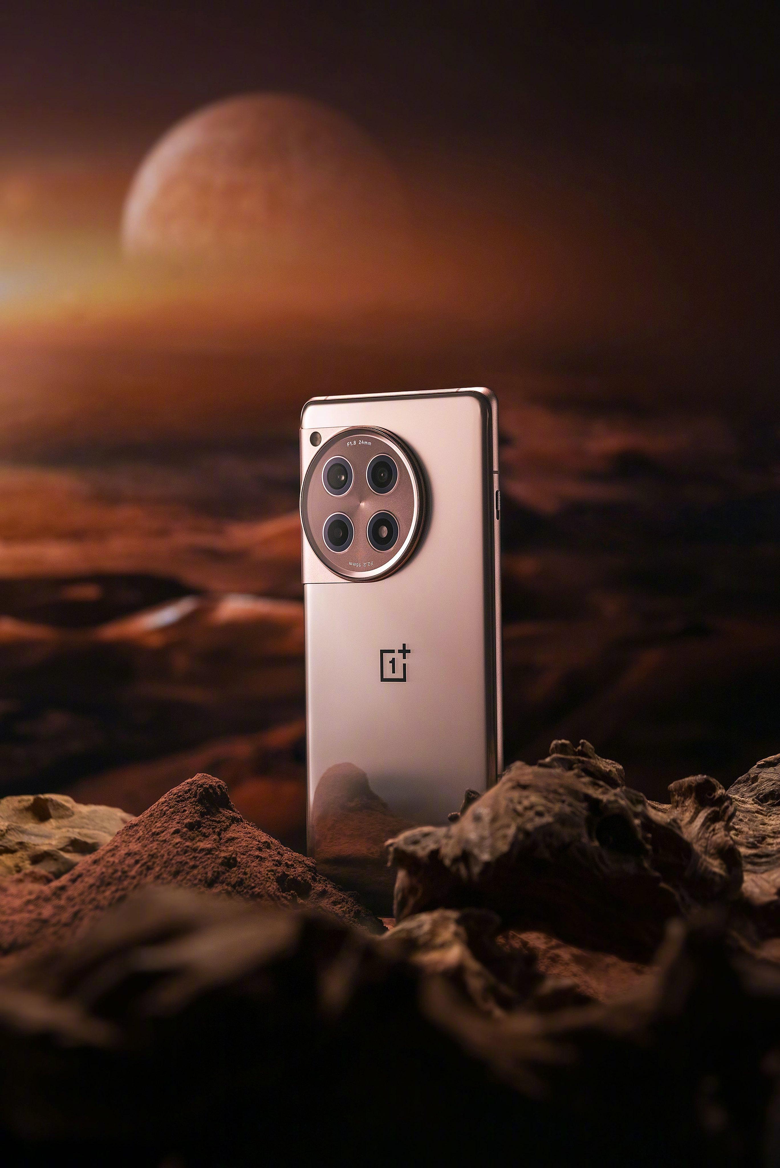 OnePlus 12R 香港版1月底推出(OnePlus Club X)