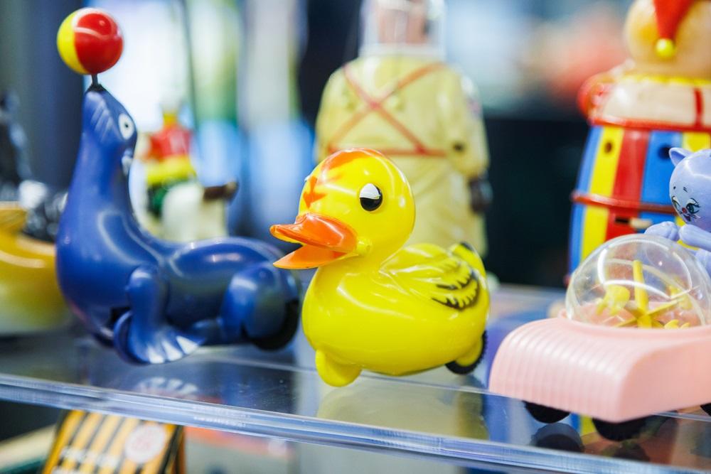 香港曾經是全球最大的玩具出口地,不但物美價廉,並憑藉著廠商無比實力建立香港品牌,成功打入海外市場,令「香港製造」成為質素的保證。