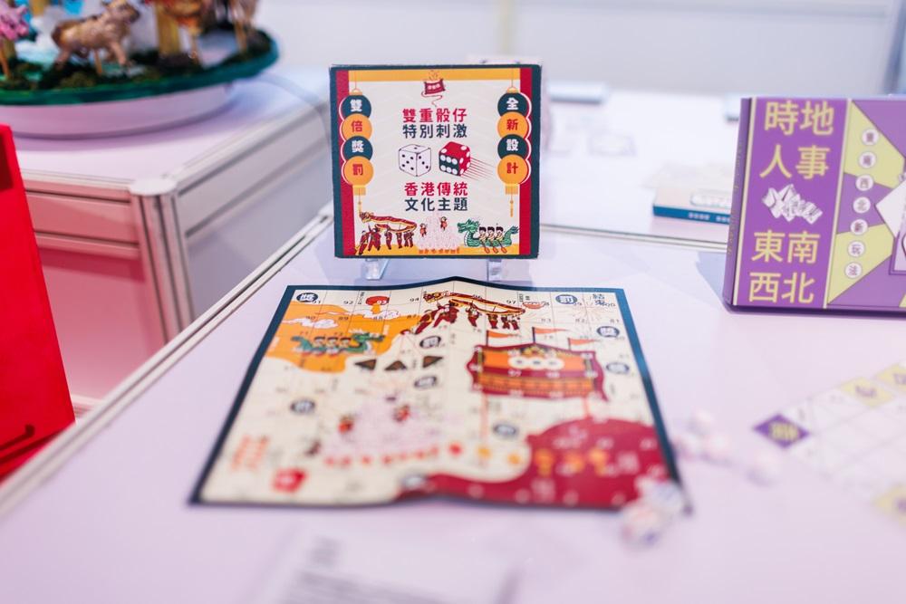 多個有份參與「港文化.港連結」計劃的學生作品亦會於展覽上登場,讓大家一睹本地無窮創意,包括由零開始構思的機械人、創新桌遊、布藝扭蛋機等,藉此鼓勵年輕人共同策劃,繼續傳承珍貴的本地文化,達致社區共融,讓玩具產業可持續發展。