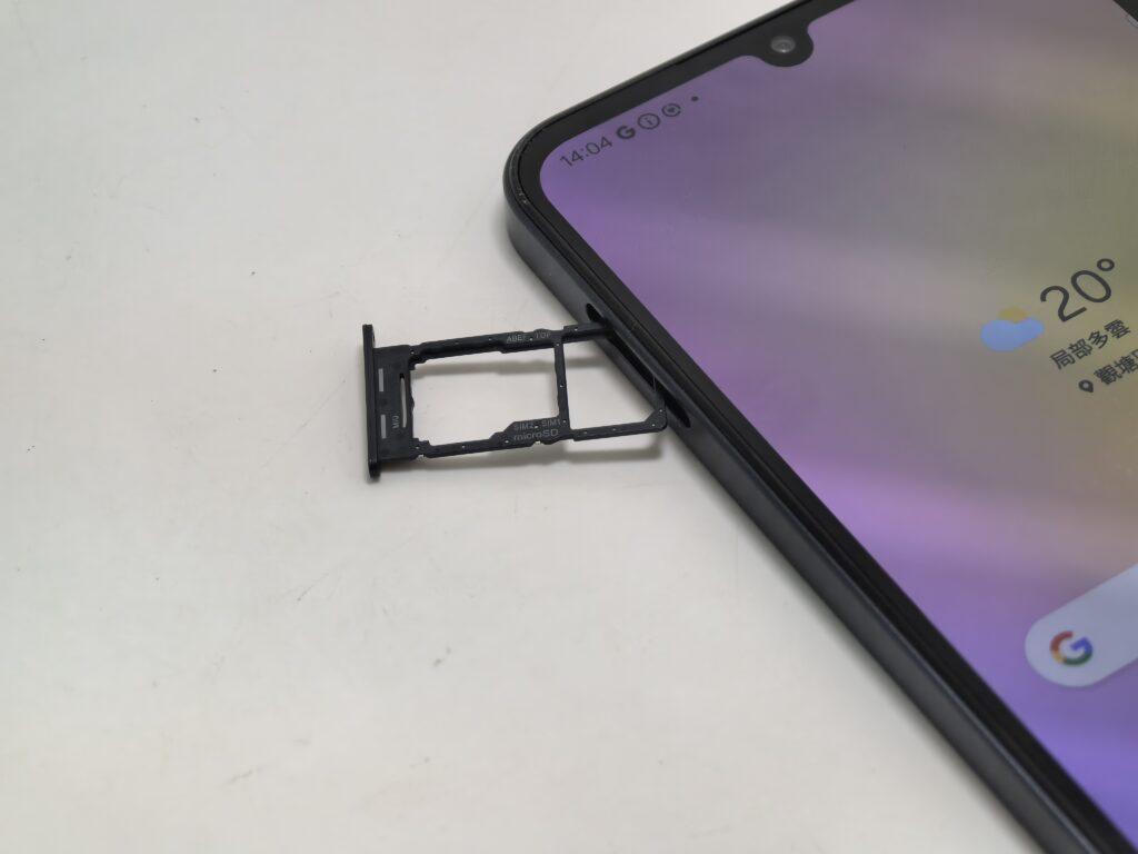 Samsung Galaxy A25 5G 三選二設計兩面 Nano SIM/Micro SD 卡槽