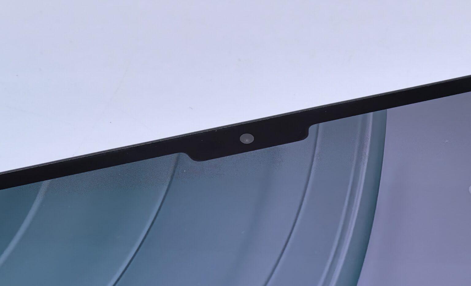 華為MatePad Pro 13.2 機身採用一體化金屬機身設計