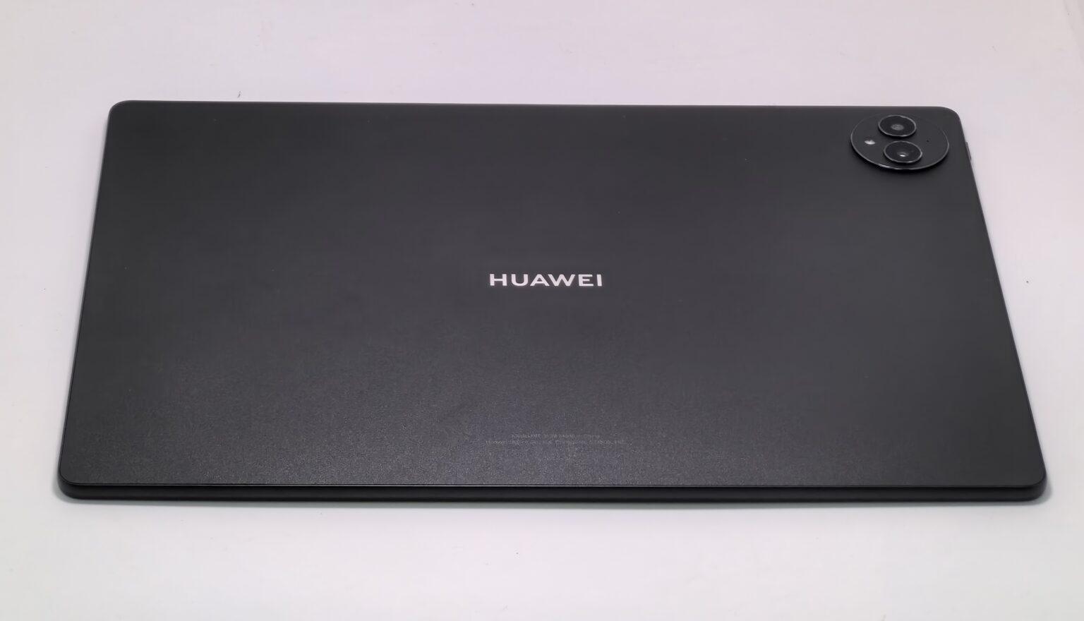 華為MatePad Pro 13.2只有5.5mm,比起 Galaxy Tab S9 的5.7mm還要薄