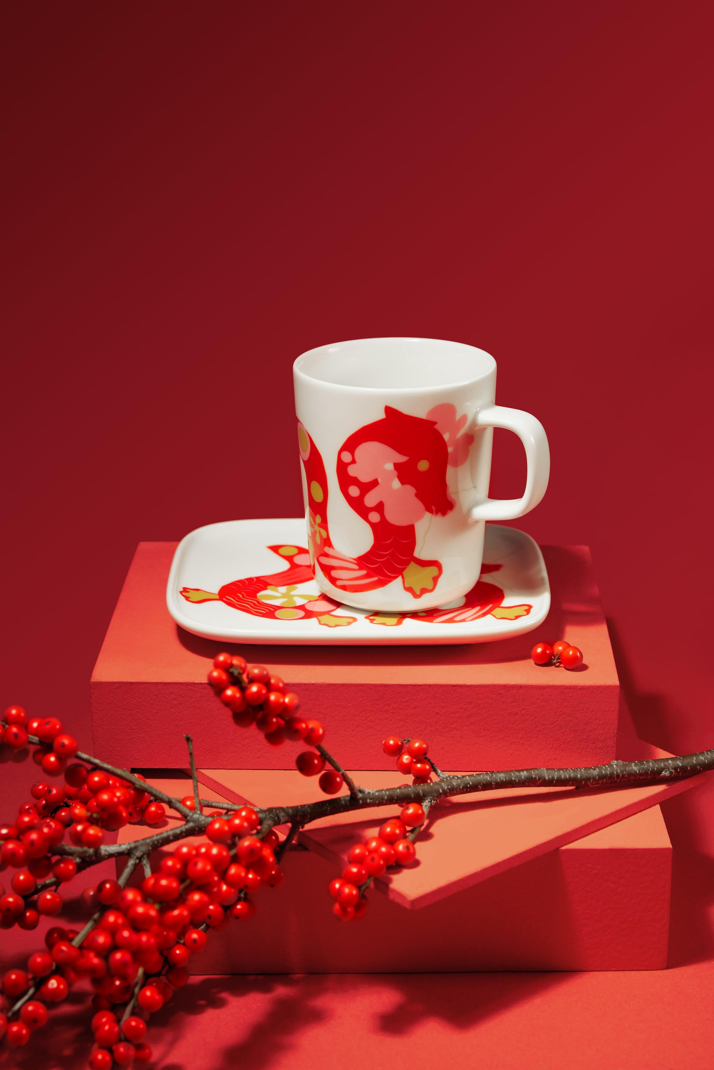 MARIMEKKO CNY Jalo mug 2.5 dl $220、CNY Jalo plate 15x12 cm $220