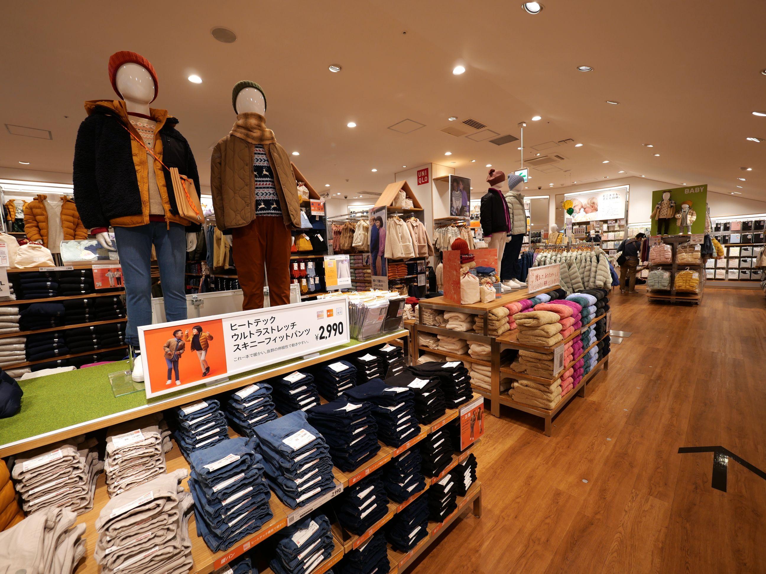 3樓有集合UNIQLO與GU的童裝專區,從嬰幼兒到中童俱全。