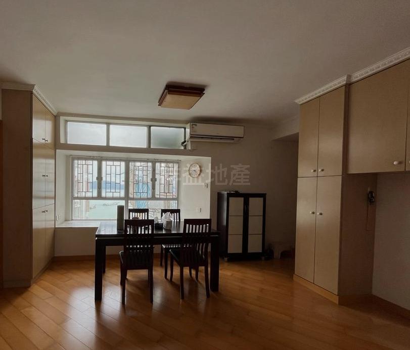 大廳享有屯門碼頭一帶開揚海景。(代理提供)