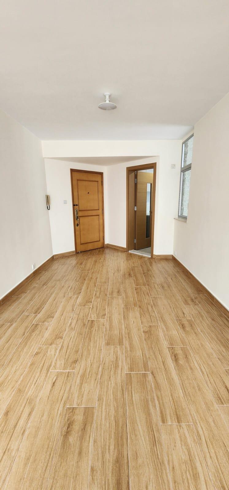 全屋附有新淨裝修,簡約討好。(代理提供)