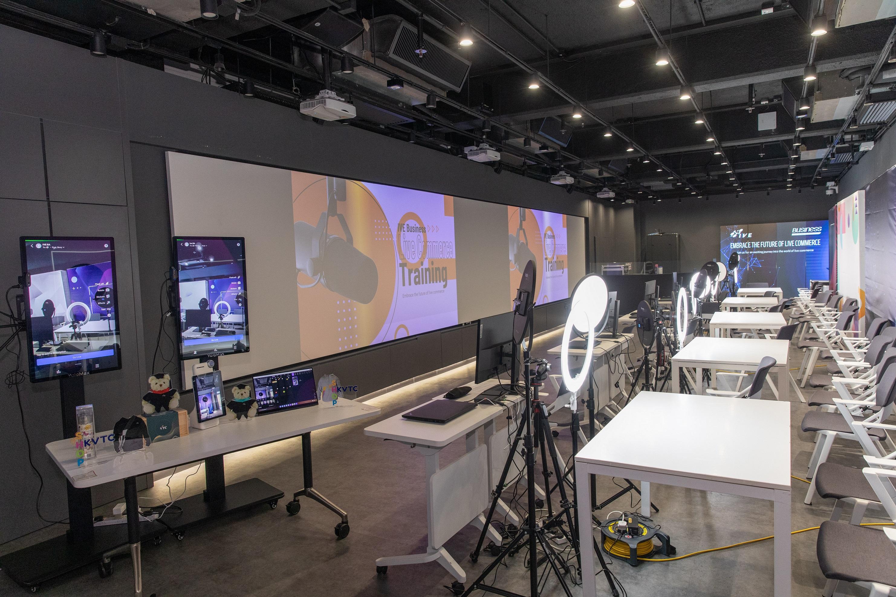 直播帶貨結合跨領域的知識。