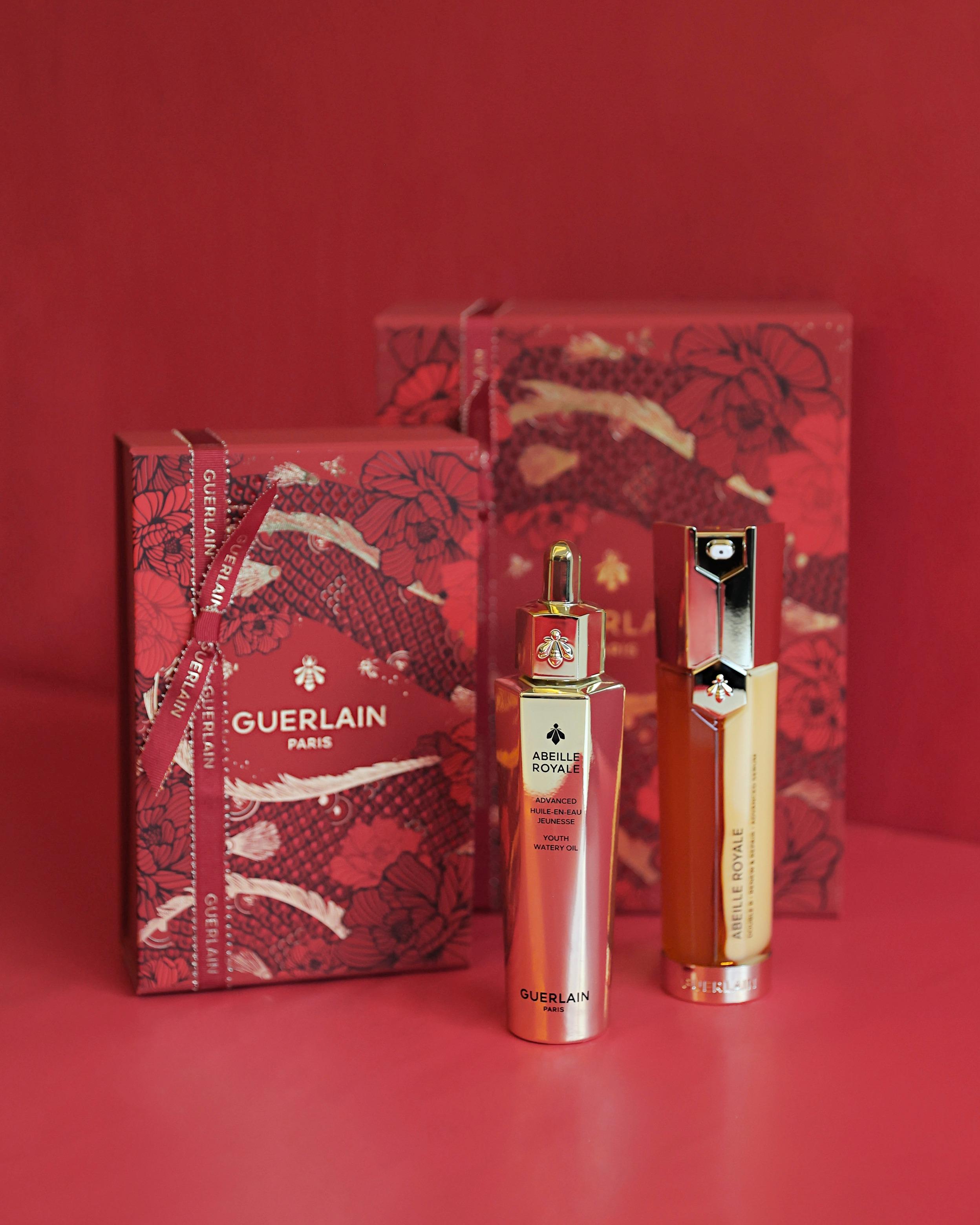 龍年2024限定美妝|嬌蘭 全新限量版新春澤金殿級蜂皇升級版水凝黑蜂活肌蜜 $1,170/50ml