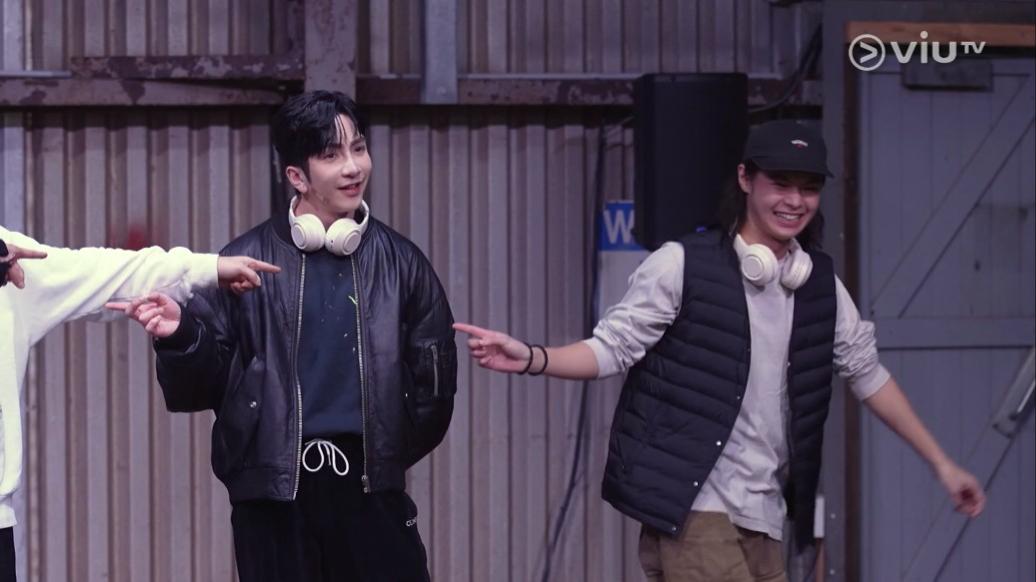 主舞的Anson Lo被戲曲音樂考起,舞姿引來卧底疑雲。