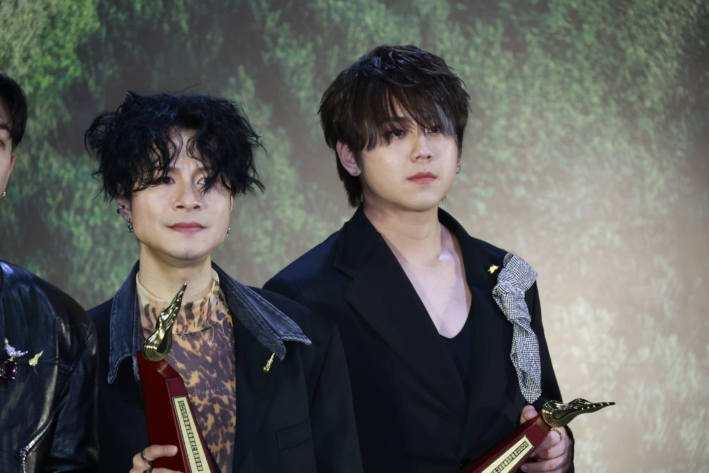 2023年度叱咤樂壇流行榜頒獎典禮,姜濤憑《濤》一曲勇奪今年「我最喜愛的歌曲」,MIRROR大熱奪「我最喜愛的組合」 。(資料圖片)