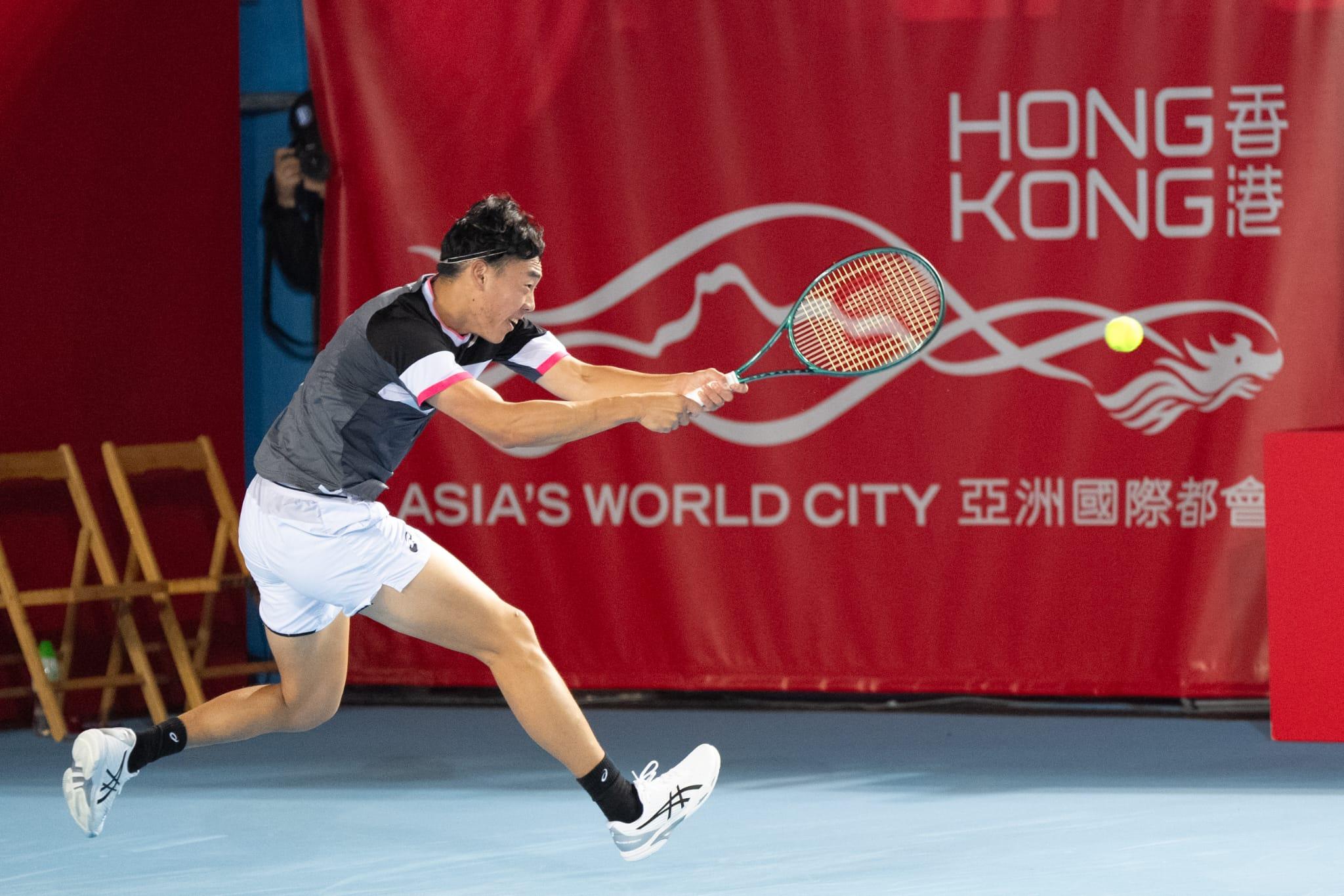 黃澤林在ATP香港賽出戰。(林靄怡攝)